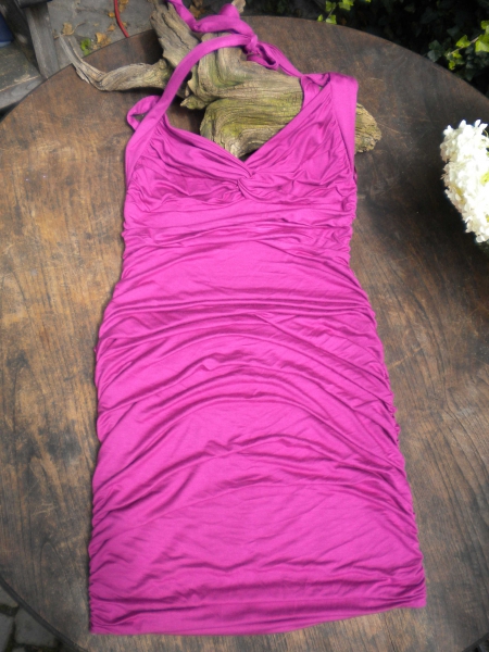 JANE NORMAN  super anschmiegsames Pin Up Style Raffungen Beerenfarbton Weihnachten Silvester Party