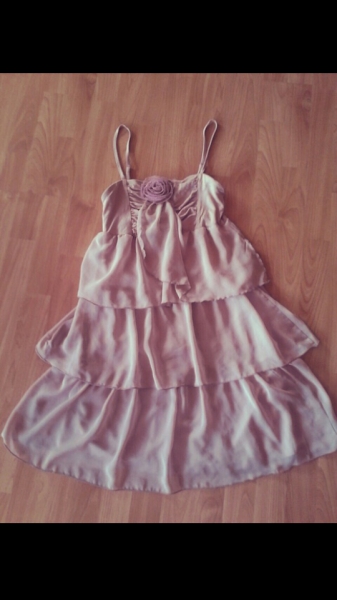 Volant-Kleid Altrosa 