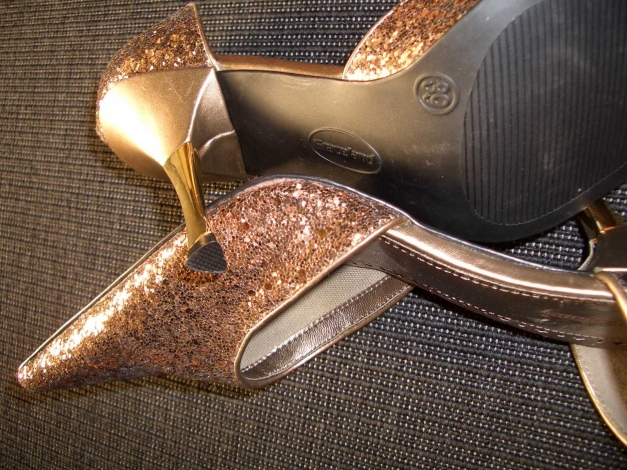 PUMPS von Graceland Gr. 39 kupferfarben GLITTER