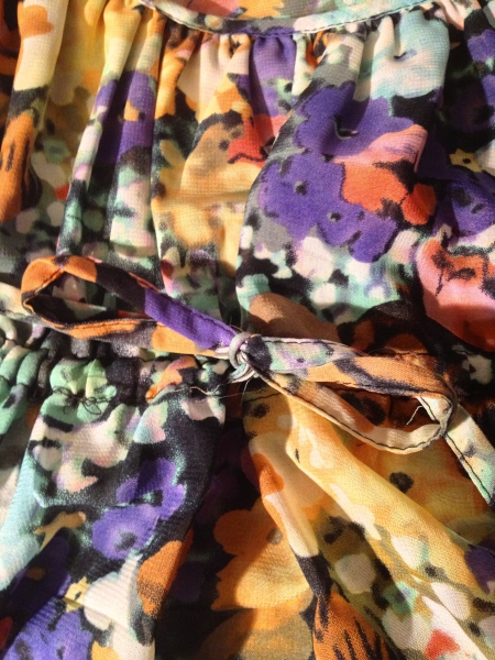 Luftiges Oberteil mit Blümchenmuster von H&M