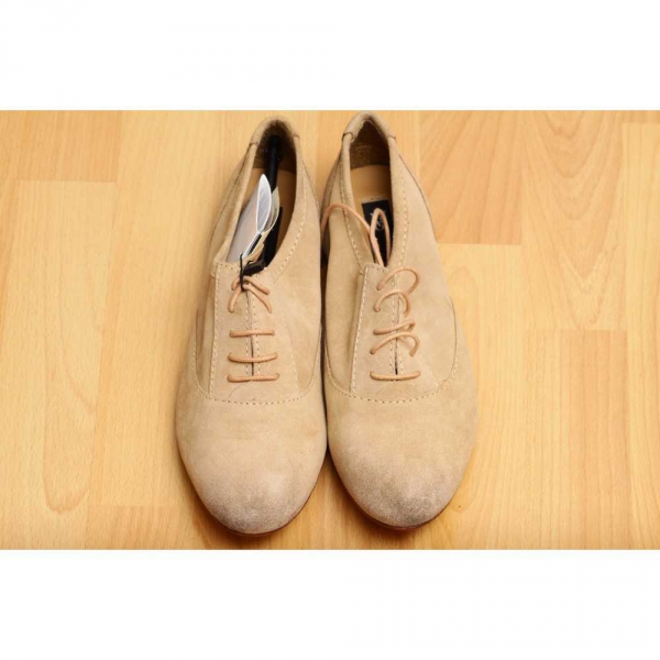 Mango Schnürschuhe Lederschuhe beige neu