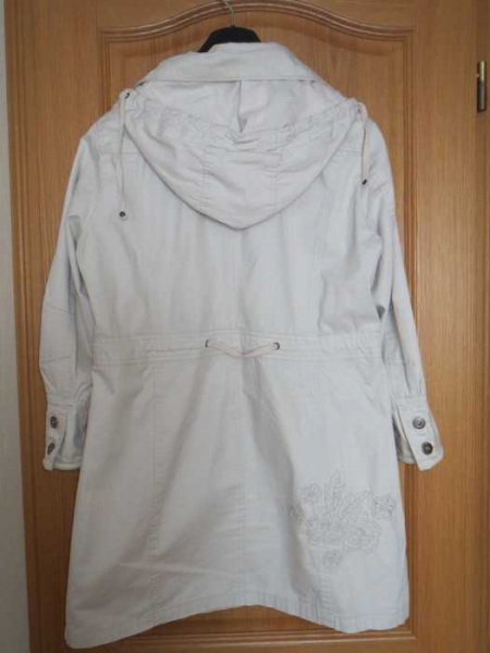 Mantel, Knielang, Gr.42/M, hellbeige, hervorragend