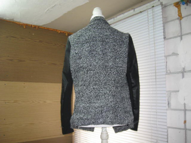 *** Tolle Stylische Jacke im Materialmix ***