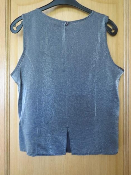 Top (sehr schick), Gr.40/M, silber-grau, Neuwertig
