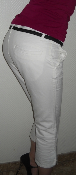 ZARA Bermuda Shorts Hot Pants 3/4 Hose kurz weiß schwarzer Gürtel Band 34 36 XS S M