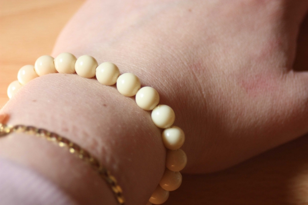 Versch. Armbänder Set