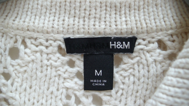 Off-White gemusterte Strickjacke H+M Größe M