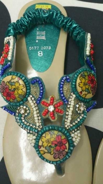 Schicke Sommer Sandaletten, neu !