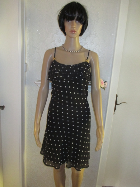 NEU * Edel * 50er Jahre * Rockabilly * Style * Polka Dots * Punkte * Tupfen * Seiden Chiffon * Volant * Spaghetti Träger * Kleid 