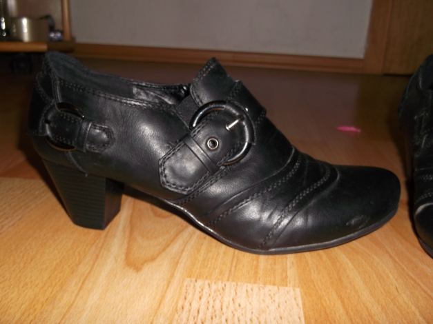 Schuhe, schwarz