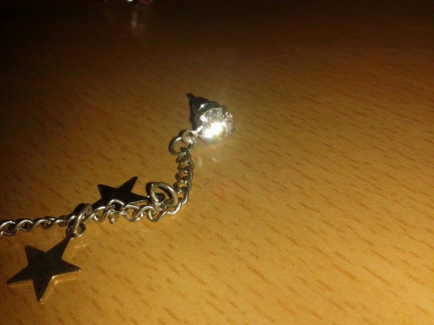 Helix Ohrstecker mit Kette & Sternen