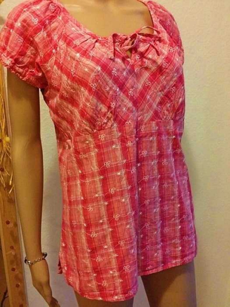 Süsse Bluse in wunderschöne Muster von Authentic Clothing Company