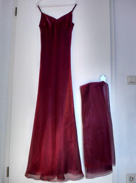 Abendkleid Gr. 32 XS, lang mit Stola, bordeaux rot