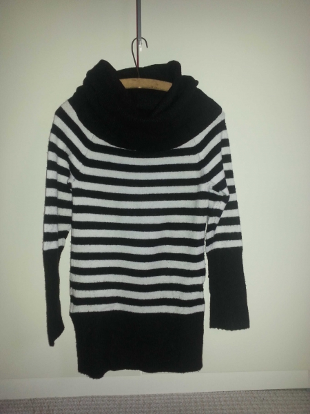 schwarz weiß gestreifter Rollkragenpullover Gr. M