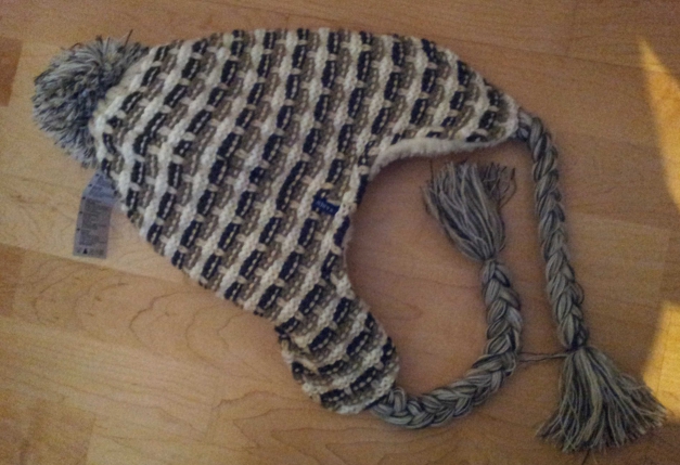 Ohrenwärmer Mütze mit Bommel