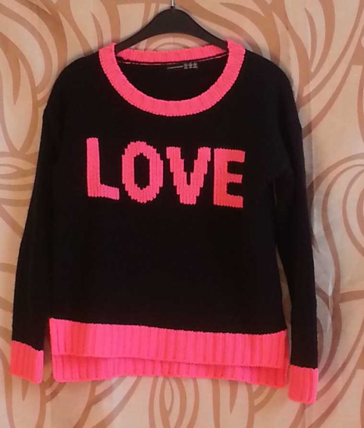 Neon Pink Pulli
