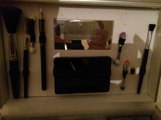 Schminkkoffer im Alu-Design, 21 teilig