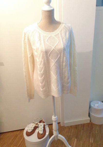 Kuscheliger Pullover mit Muster