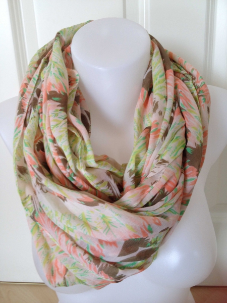 Pieces by Vero Moda Loop Schlauchschal bunt neon