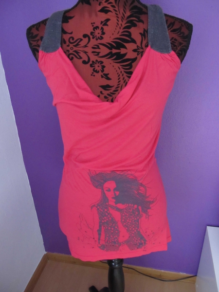 pinkes Oberteil von ICHI