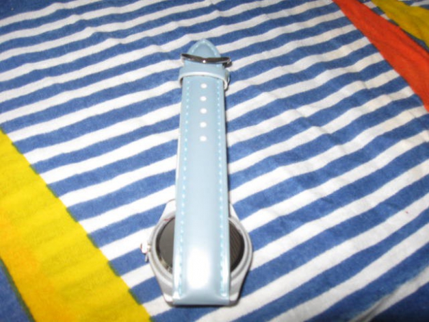 *** Neue Uhr mit leerer Batterie ***