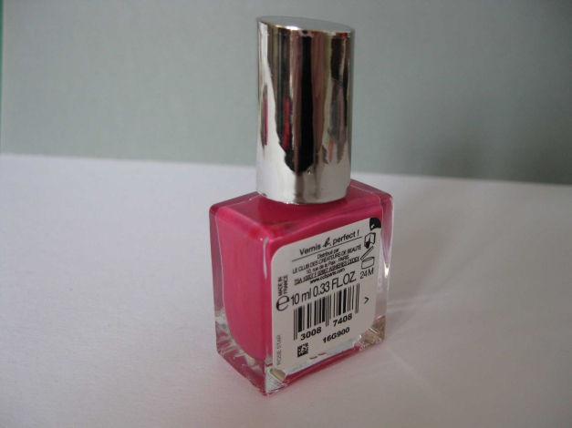 Nagellack agnès b. neu rosa pink, wenig glitzer