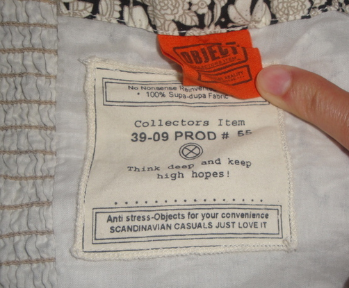 Schönes Sommer Kleid von der Marke Object Blümchen L object