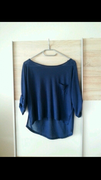 Dunkelblaue Bluse 