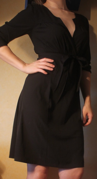 *NEU* schickes schwarzes Kleid