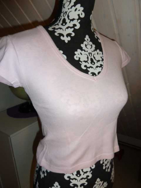 T-Shirt - sehr kurz - rosa - Größe 34 / 36 - geschenkt