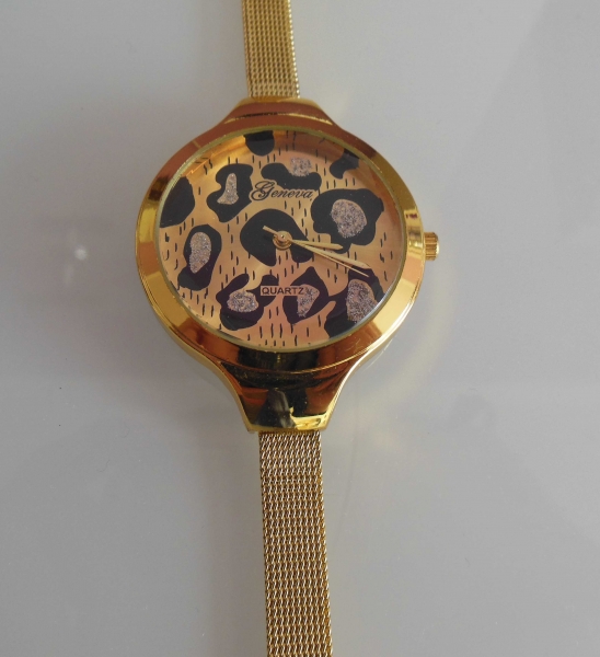 uhr gold leo animal print geneva
