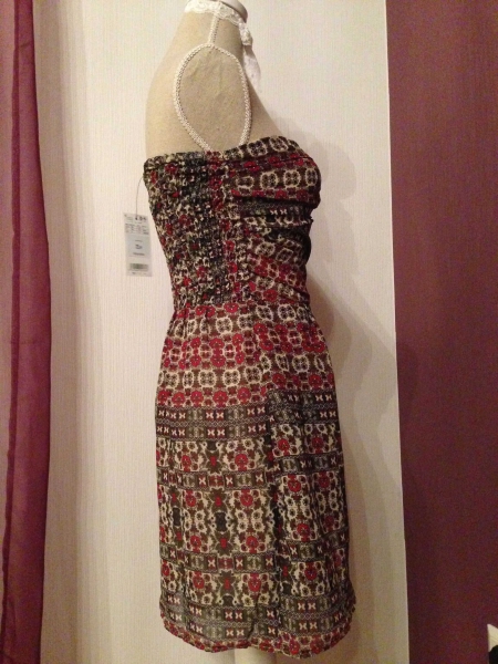 hübsches Kleid von Mango NEU mit Etikett