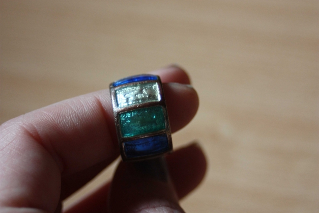 Schöner Ring, blau, türkis, weiß