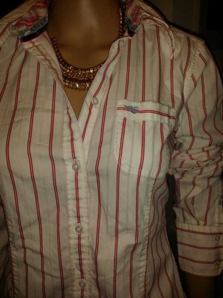 Sehr schöne gestreifte Damen Bluse /Hemd von Esprit