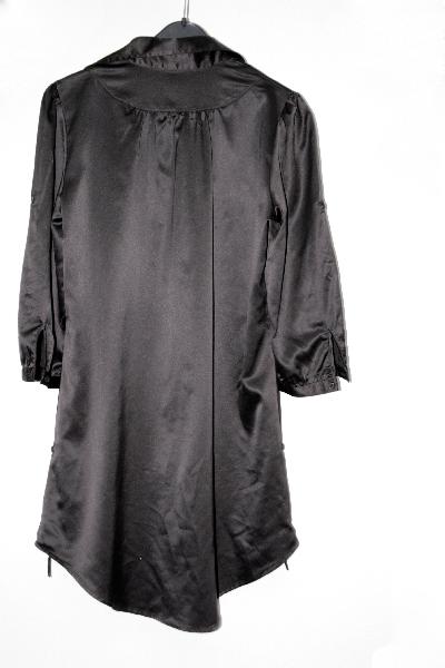 schwarze elegante längere Bluse bzw. Blusen-Kleid zum Knöpfen H&M