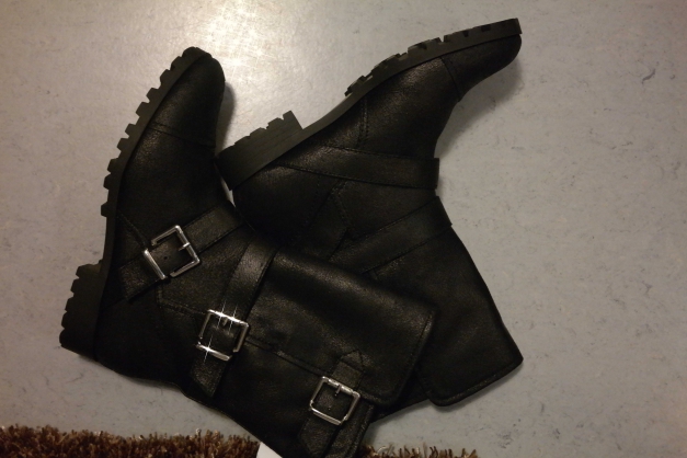 Schwarze Boots 39