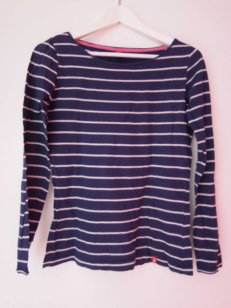 Blau/weiß gestreiftes Langarmshirt