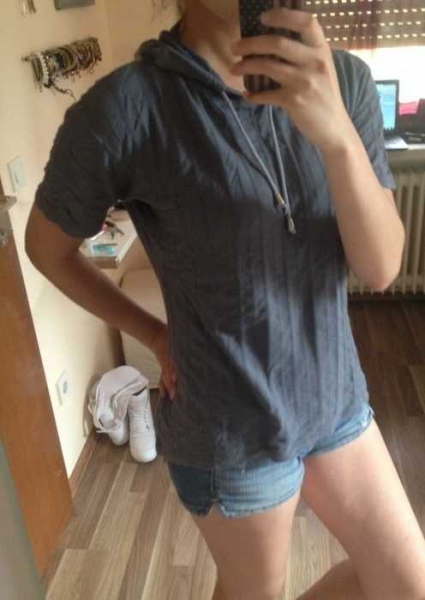 blau/graues T- shirt