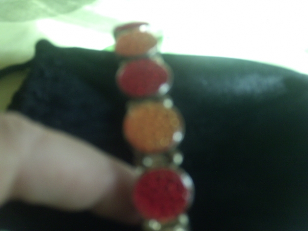 *** Armband mit Steinen ***