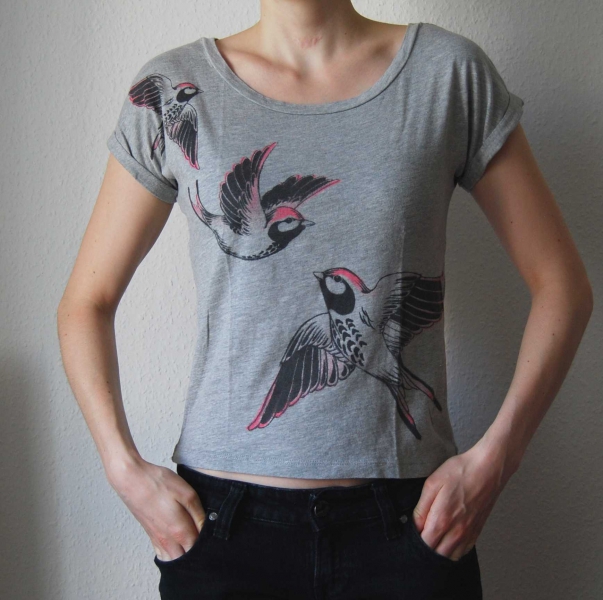 Shirt mit Schwalben urban outfitters