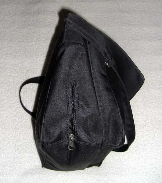 Schwarze Umhängetasche