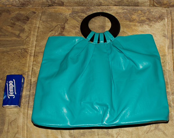 Schicke türkise Tasche