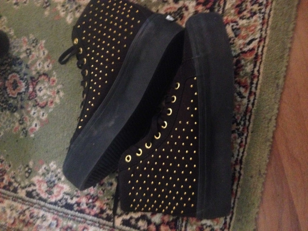 Vans Sk8 Hi Plateau schwarz gold Nieten