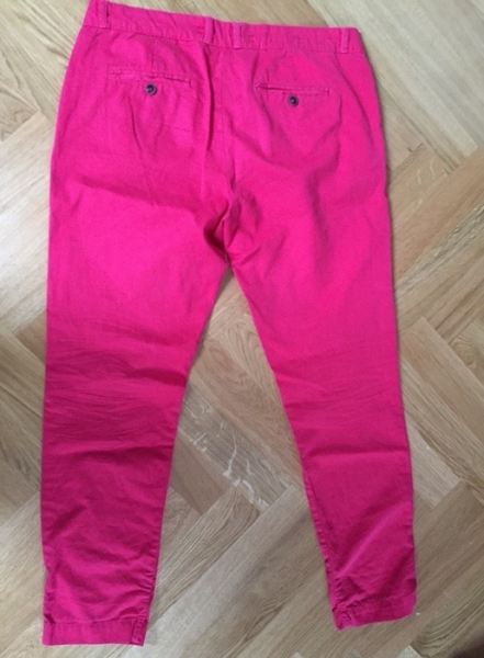 bequeme Chinohose von Zara