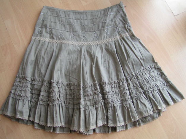 Süsser Pailetten Spitzenrock Rock mit Spitze Khaki Gr. 40 Neu