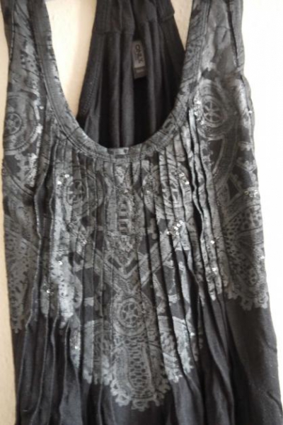 Schickes schwarzes Top 