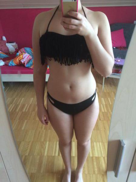 schwarzer bikini