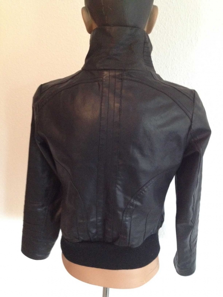 Only / schwarze Lederjacke