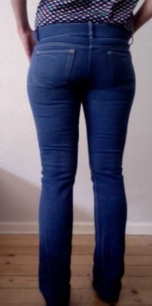 H&M Jeans Skinny Jeans Röhrenhose W29 W28 L34 5 pocket Röhrenjeans blau Farbe