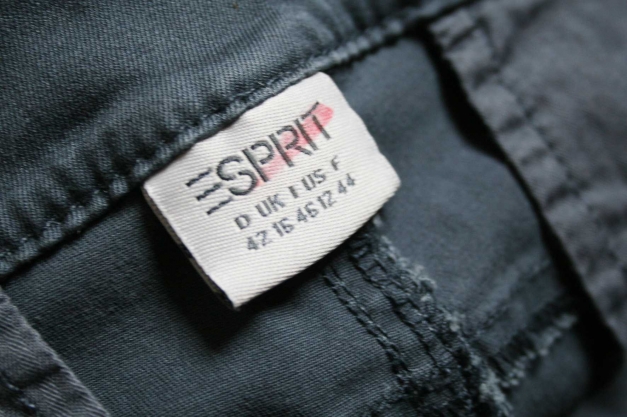 Caprihose mit Stretch / Esprit